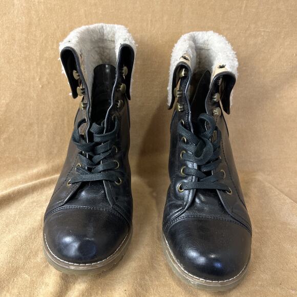 Chelsea Crew Heeled Booties Sherpa Lined Black Lace Up Sz 10 - Picture 2 of 8
